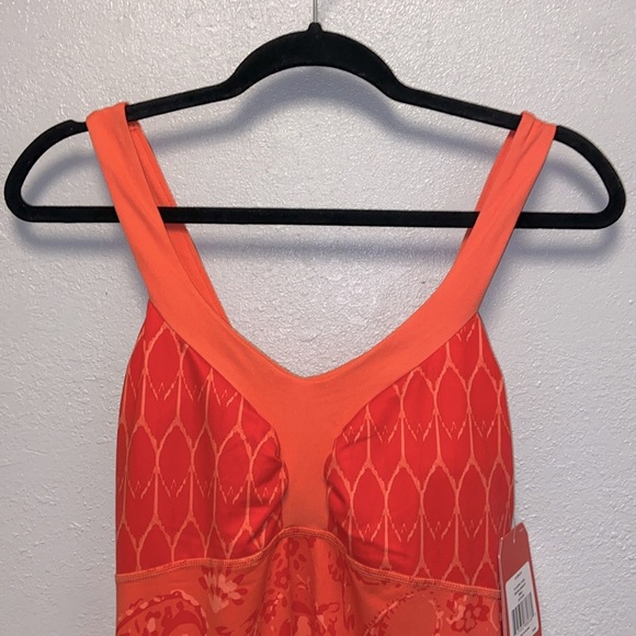 The North Face Amberglow Orange Candace Athleisure Athletic Dress: 3099 - Picture 3 of 14